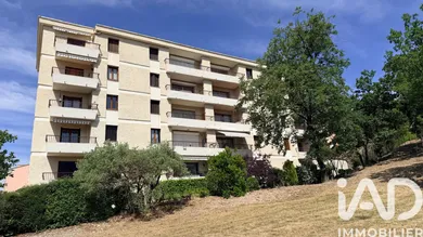 Apartment in Gréoux-les-Bains (04800)