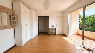 Apartment in Gréoux-les-Bains (04800)
