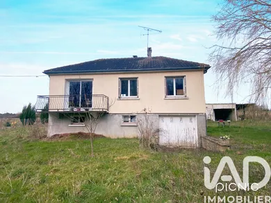 Maison traditionnelle à Château-Renard (45220)