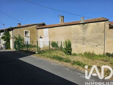Village house in Dommartin-le-Franc (52110)