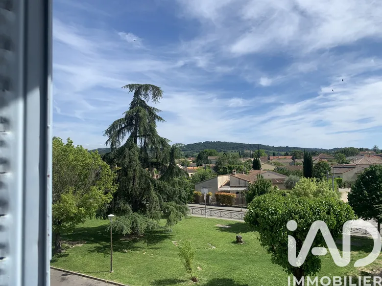 Appartement 5 pièces 71 m² · à Valréas · 71 m² · 64 000 €