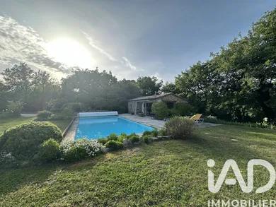 Domaine à GORDES (84220)