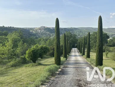 Domaine à GORDES (84220)