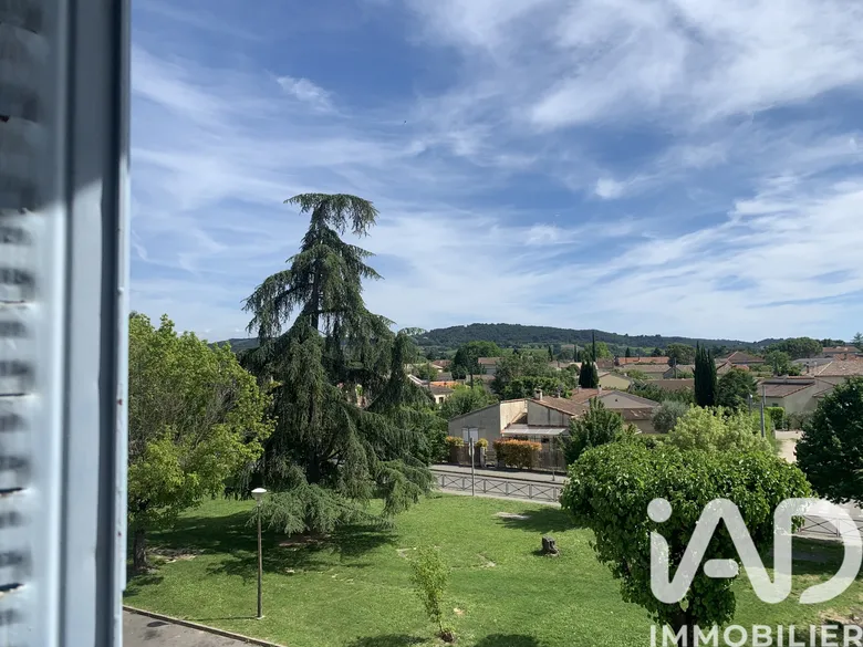 Appartement 6 pièces 83 m² · à Valréas · 83 m² · 73 000 €