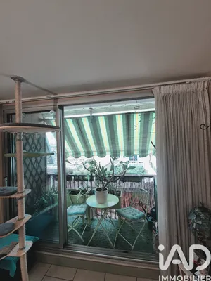 Apartment in Paris (75013)