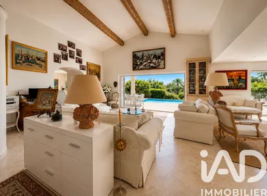 Maison de campagne à Grimaud (83310)
