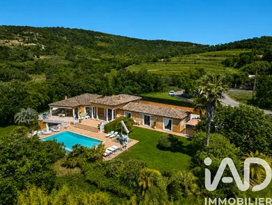 Maison de campagne à Grimaud (83310)