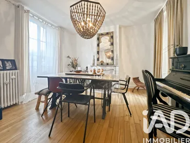 Townhouse in Sens (89100)