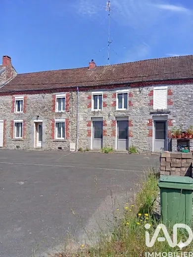 Maison de village à Ferrière-la-Petite (59680)