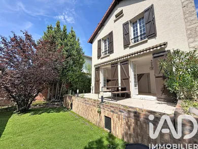 Maison traditionnelle à La Garenne-Colombes (92250)