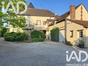 Village house in Melleroy (45220)