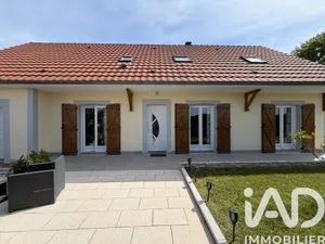 House in Bey (71620)