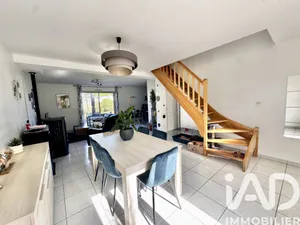 House in Loire-Authion (49800)