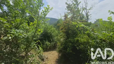 Terrain à bâtir à Plan-d'Aups-Sainte-Baume (83640)