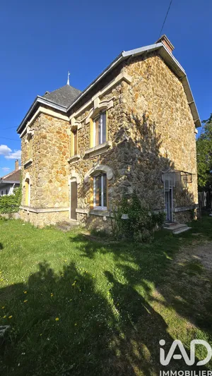 Maison à Saint-Erme-Outre-et-Ramecourt (02820)