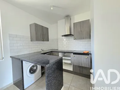 Apartment in Toulon (83100)