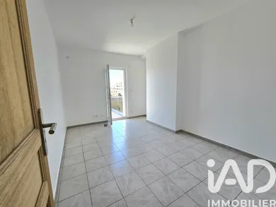 Apartment in Toulon (83100)
