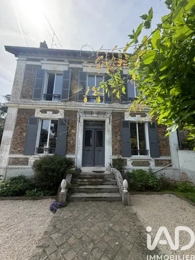 Maison traditionnelle à Arpajon (91290)
