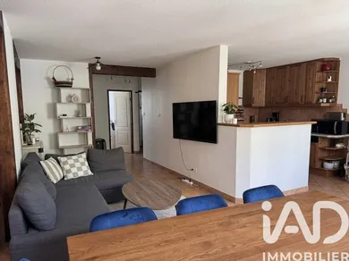 Apartment in Saint-Julien-en-Genevois (74160)