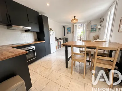 Apartment in Le Revest-les-Eaux (83200)
