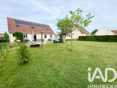 Maison traditionnelle à Sandillon (45640)