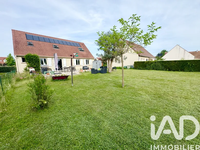 Maison 6 pièces 146 m² · à Sandillon · 146 m² · 285 000 €