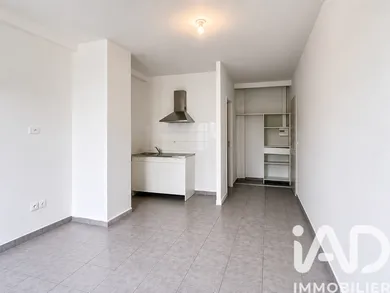 Apartment in Cenon (33150)