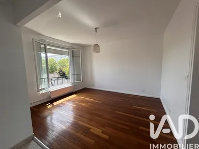 Apartment in Bagneux (92220)