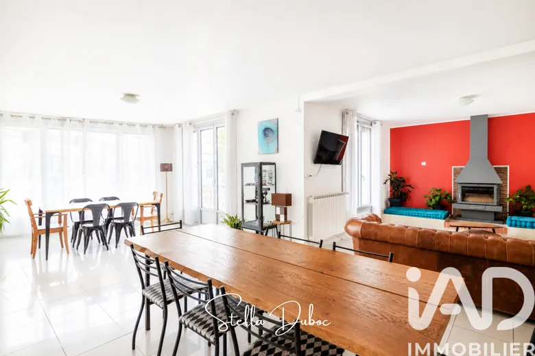 Maison 9 pièces 282 m² · à Moissac · 282 m² · 280 000 €