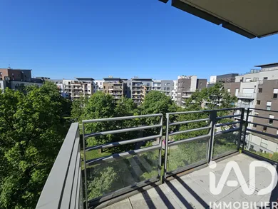 Apartment in Asnières-sur-Seine (92600)