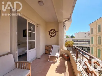 Apartment in Saint-Raphaël (83700)
