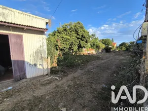 Terrain à Saint-Louis (97450)