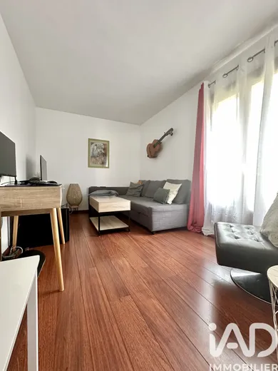 Apartment in Maurepas (78310)
