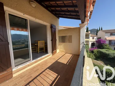 Duplex in Carqueiranne (83320)