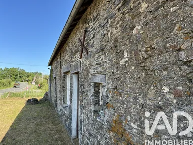 Maison de campagne à Javron-les-Chapelles (53250)