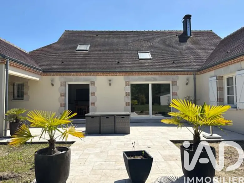 Maison 6 pièces 197 m² · à Ingré · 197 m² · 540 000 €