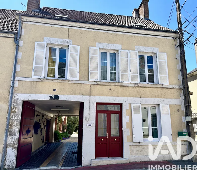 Maison 9 pièces 213 m² · à Jargeau · 213 m² · 521 000 €