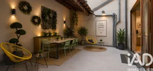 Commercial walls in Basse-Goulaine (44115)