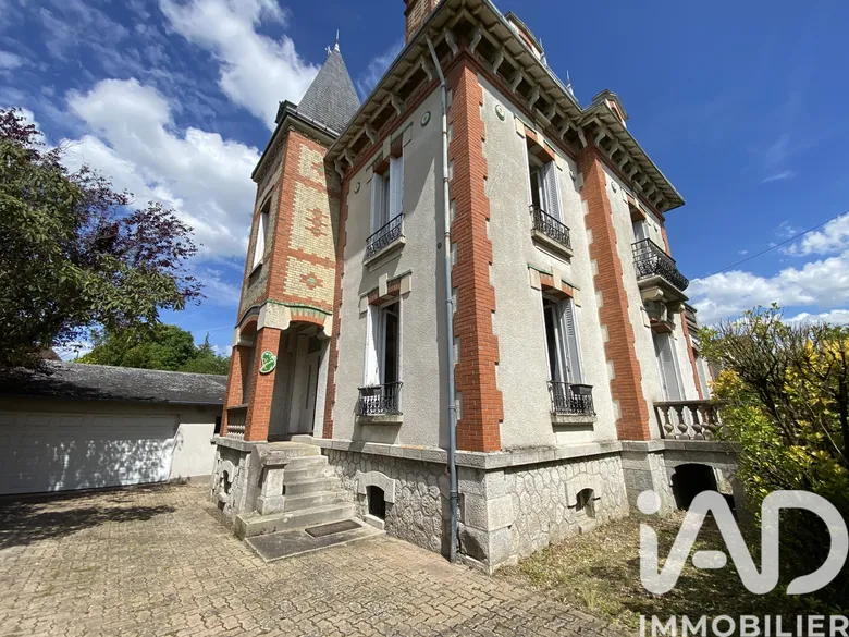 Maison 8 pièces 174 m² · à Pithiviers · 174 m² · 292 000 €