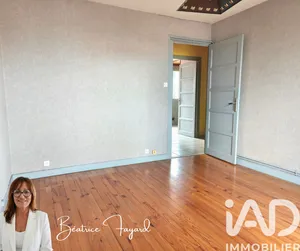 Apartment in Saint-Étienne (42100)
