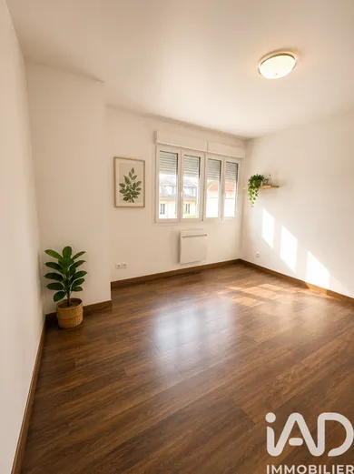 Apartment in Saint-Maximin (60740)