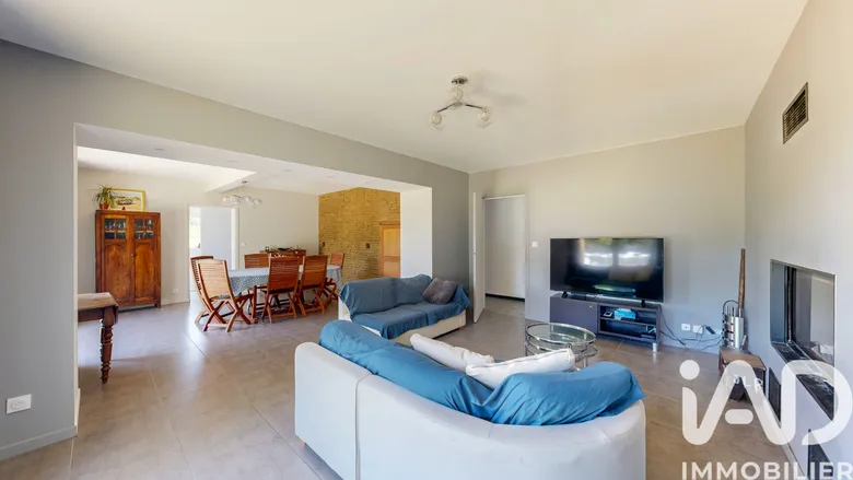 Maison 5 pièces 180 m² · à Roquesérière · 180 m² · 380 000 €