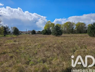 Terrain à bâtir à Montereau (45260)