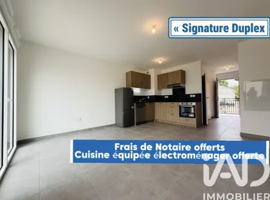 Duplex à Sarrians (84260)