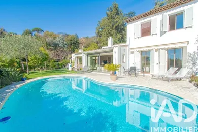 Mansion in Villeneuve-Loubet (06270)
