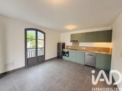 Appartement à Sarrians (84260)