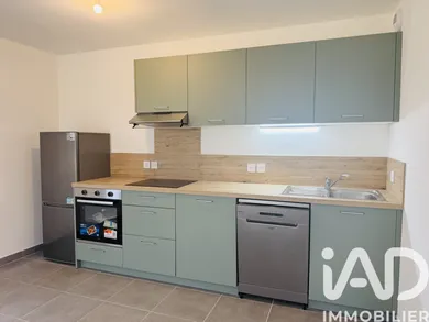 Appartement à Sarrians (84260)
