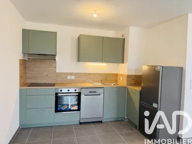 Appartement à Sarrians (84260)