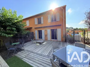 Maison traditionnelle à La Garde-Freinet (83680)