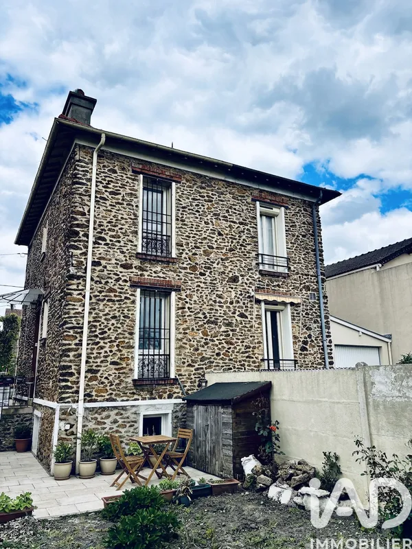 Maison à Le Blanc-Mesnil (93150) photo 2